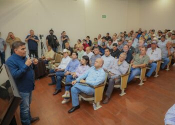 Congreso de Sonora analiza perspectivas del ciclo agrícola con productoras y productores del sur del estado