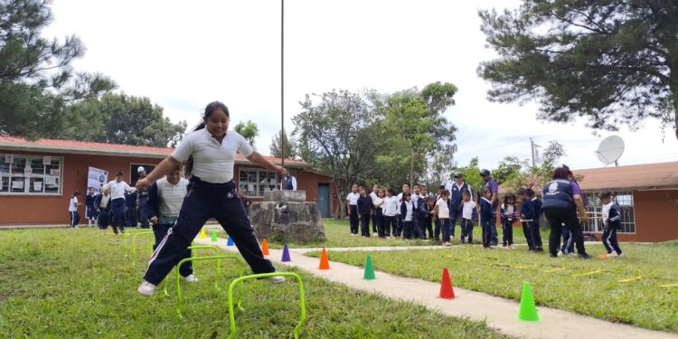 SSP Guerrero lleva acciones de prevención social del delito a escuelas de Chilapa y Zitlala