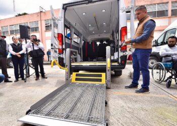 Con unidades especializadas, Gobernador Durazo amplía atención y movilidad para personas con discapacidad