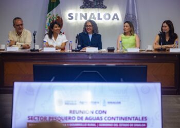 Pescadores de presas también tendrán los mismos créditos que los agricultores, anuncia la secretaria de SADER, Columba López