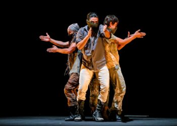 Cultura Colima clausura el 10° Festival de Artes Vivas de la Costa en el teatro Hidalgo
