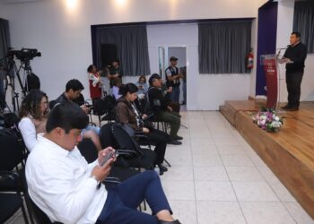 Tlaxcala simplificará trámites: menos requisitos, menos espera y más servicios digitales