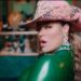 Karol G genera polémica por competir en categoría de música regional mexicana