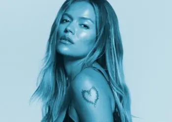 Karol G arma la fiesta en El Paso y cumple el sueño de varios fans
