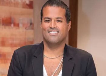 Aldo Rendón sale de emergencia y preocupa a sus compañeros