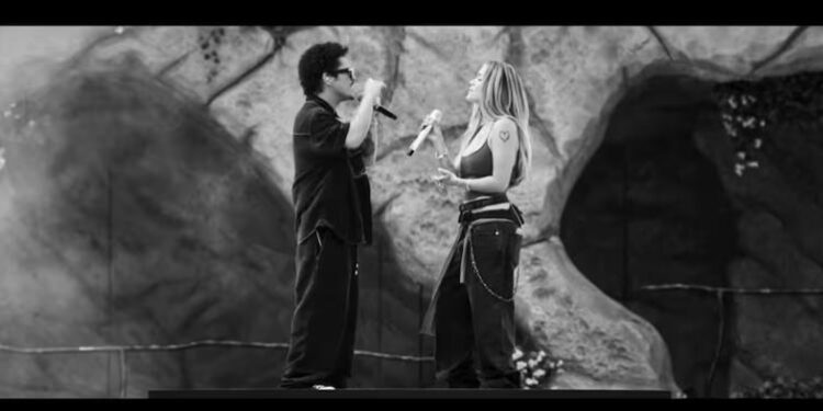 Karol G y Bruno Mars aparecen juntos en el nuevo video de “Still”