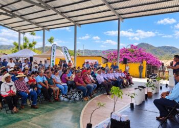 Beneficia AGRICULTURA a familias de Olinalá, Guerrero, con 21 toneladas de maíz y frijol