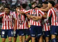 Chivas toma revancha ante América y se impone en el Clásico Nacional