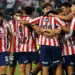Chivas toma revancha ante América y se impone en el Clásico Nacional