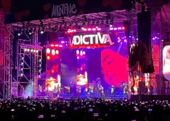 La Adictiva conquista al público de Toluca con sus grandes éxitos