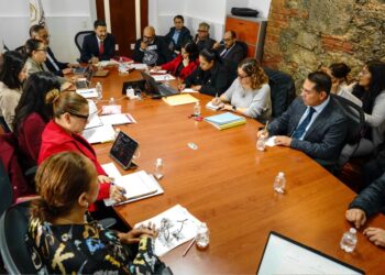 Informa Martí Batres distribución de 20.5 millones de medicamentos a farmacias del ISSSTE en septiembre; abasto nacional alcanza 97%