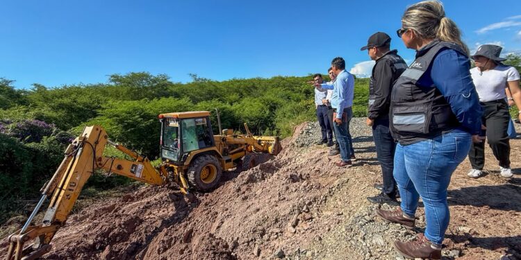 Con una inversión cercana a los 20 mdp, SEBIDES da seguimiento a obras para beneficiar a 600 familias en la Pitahayita