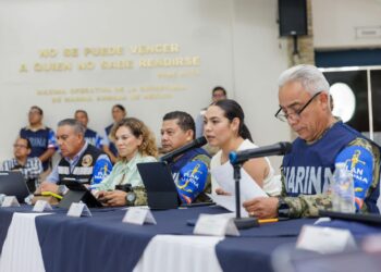 Gobernadora Indira Vizcaíno participó en la sesión del Centro de Mando y del Comité Estatal de Emergencias por Huracán ‘Simón’