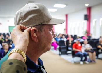 Entrega DIF Sinaloa 644 auxiliares auditivos para mejorar la calidad de vida de 547 personas