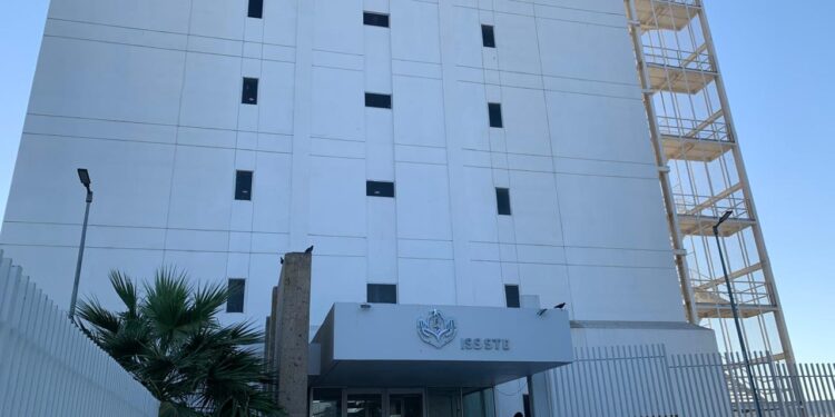 Realiza Hospital General “5 de Diciembre” del ISSSTE en Mexicali segunda jornada quirúrgica de urología del año