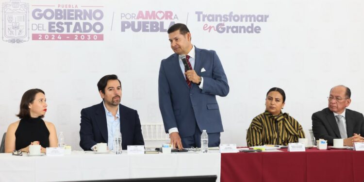 Gobierno federal y de Puebla aplicarán medidas severas ante contaminación del Atoyac