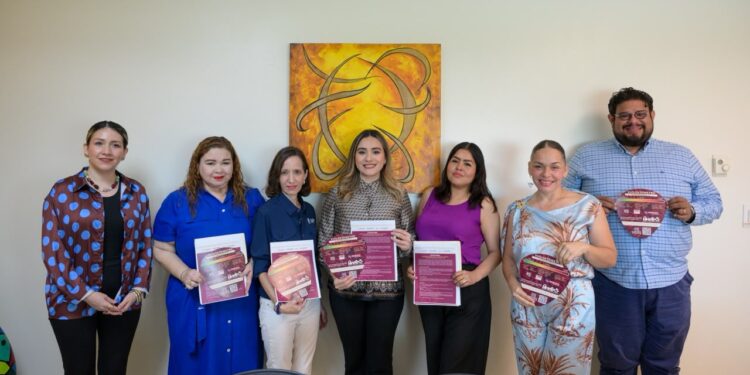 SEMUJERES realiza jornada de trabajo en Mazatlán