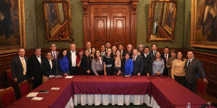 Gobernadora Graciela Domínguez asistió a reunión sobre IMSS Bienestar con la presidenta Claudia Sheinbaum