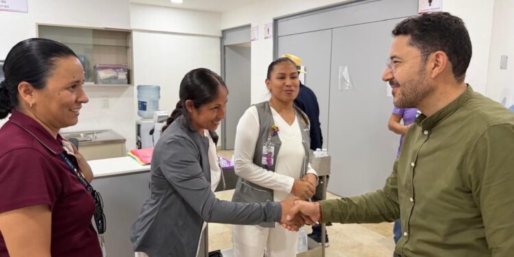 Instruye Martí Batres estrategias para fortalecer atención médica del ISSSTE en Colima y Jalisco