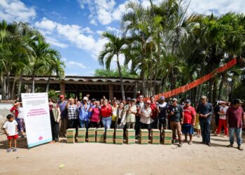 DIF Sinaloa entrega más de 16 mil canastas alimentarias a pescadores en lo que va del 2026