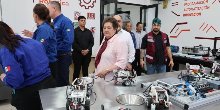 Gobernador Durazo en alianza con FORD impulsa primer Laboratorio industrial de nivel internacional en Cecyte Sonora
