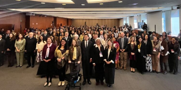 Gobierno de Indira Vizcaíno fortalece estrategias de prevención de violencias y el cuidado de las mujeres de Colima