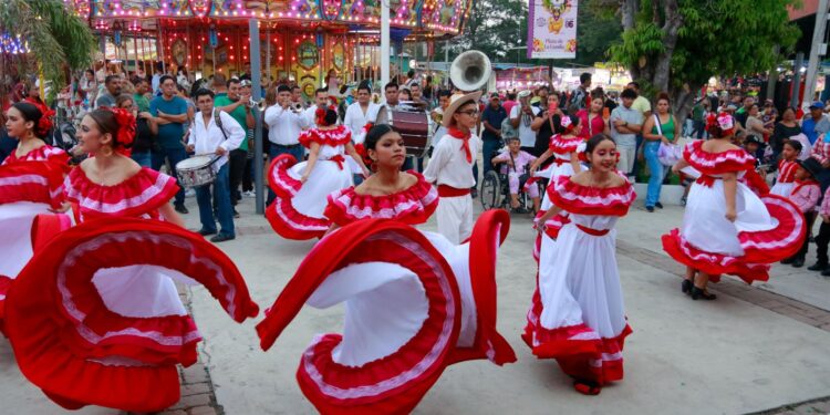 ¡Llegó el día: Indira Vizcaíno inaugura este viernes la Feria de Colima 2026!