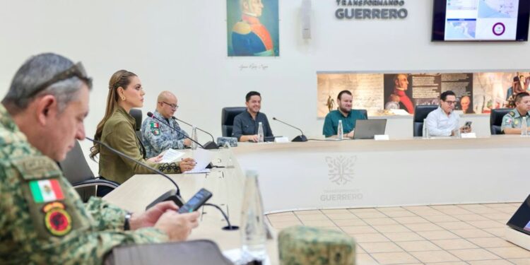 Evelyn Salgado revisa el operativo de seguridad por el Día de Muertos en Guerrero